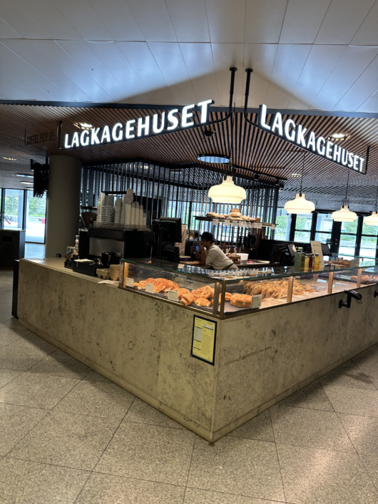 Lagkagehuset, Copenhagen Airport